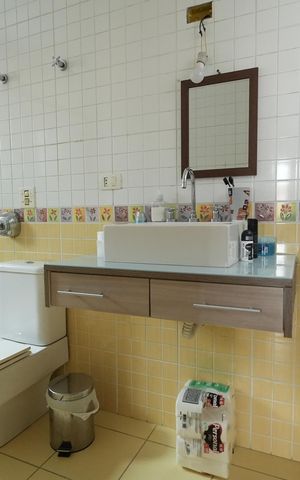 Casa à venda com 210m², 3 quartos e 4 vagasBanheiro da Suíte