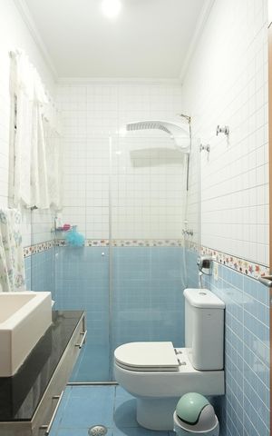 Casa à venda com 210m², 3 quartos e 4 vagasBanheiro Social