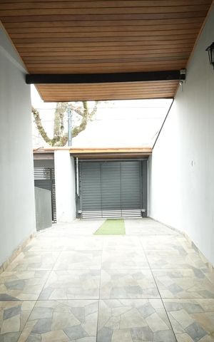 Casa à venda com 210m², 3 quartos e 4 vagasQuintal
