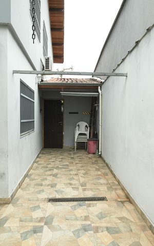 Casa à venda com 210m², 3 quartos e 4 vagasQuintal