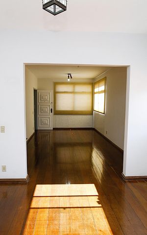 Apartamento para alugar com 130m², 4 quartos e 2 vagasSala