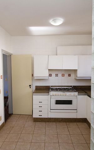 Apartamento para alugar com 130m², 4 quartos e 2 vagasCozinha