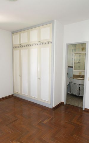 Apartamento para alugar com 130m², 4 quartos e 2 vagasQuarto 1 - Suíte