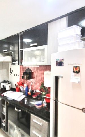 Apartamento à venda com 52m², 2 quartos e 1 vaga Apartamento à venda com 52m², 2 quartos e 1 vagaCozinha