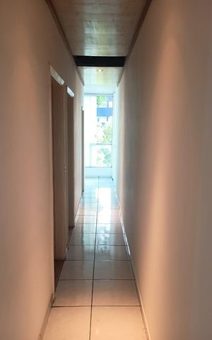 Casa para alugar com 55m², 2 quartos e sem vaga Casa para alugar com 55m², 2 quartos e sem vagaCorredor