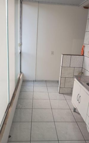 Casa para alugar com 55m², 2 quartos e sem vaga Casa para alugar com 55m², 2 quartos e sem vagaCozinha