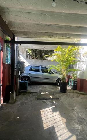 Casa à venda com 87m², 4 quartos e 2 vagasÁrea externa