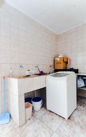 Casa à venda com 170m², 3 quartos e 3 vagasÁrea de Serviço