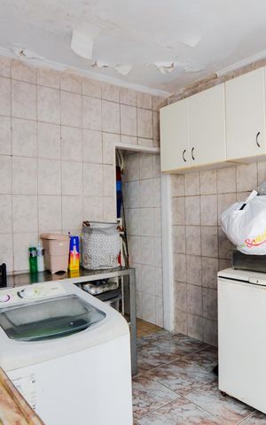 Casa à venda com 170m², 3 quartos e 3 vagasÁrea de Serviço
