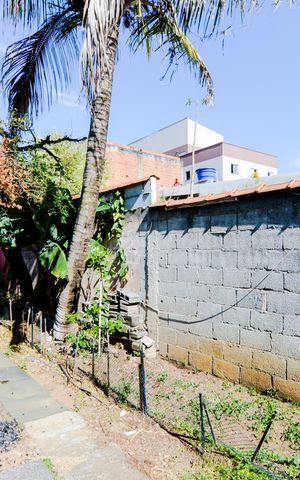 Casa à venda com 170m², 3 quartos e 3 vagasQuintal