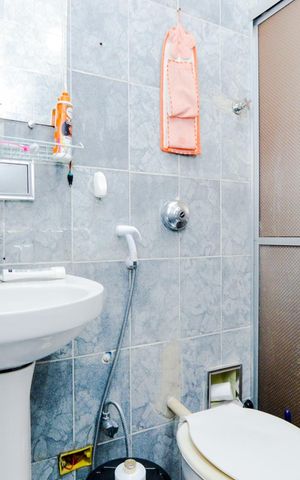 Casa à venda com 170m², 3 quartos e 3 vagasBanheiro