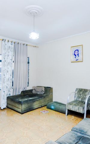 Casa à venda com 170m², 3 quartos e 3 vagasSala