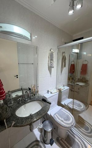 Apartamento à venda com 63m², 2 quartos e 1 vaga Apartamento à venda com 63m², 2 quartos e 1 vagaBanheiro