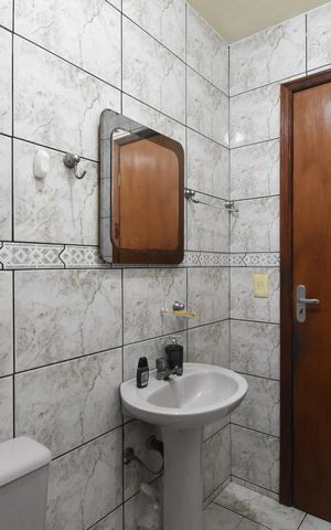 Casa à venda com 155m², 3 quartos e 2 vagasLavabo