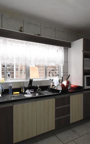 Casa à venda com 155m², 3 quartos e 2 vagasCozinha