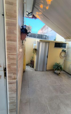 Casa de condomínio à venda com 115m², 2 quartos e 1 vaga Casa de condomínio à venda com 115m², 2 quartos e 1 vagaÁrea externa
