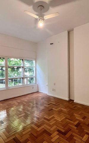 Apartamento à venda com 161m², 3 quartos e 1 vaga Apartamento à venda com 161m², 3 quartos e 1 vagaQuarto 2