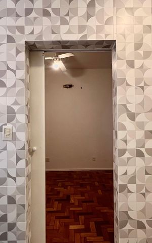 Apartamento à venda com 161m², 3 quartos e 1 vaga Apartamento à venda com 161m², 3 quartos e 1 vagaBanheiro da suíte