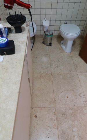 Casa para alugar com 450m², 4 quartos e 2 vagasBanheiro suite 2