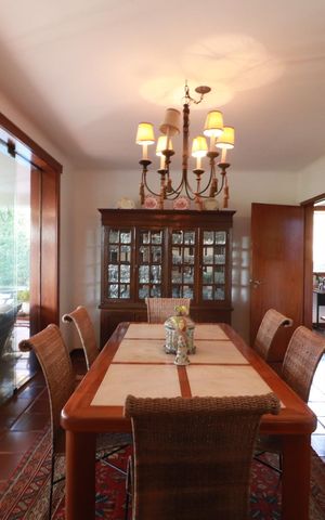 Casa para alugar com 450m², 4 quartos e 2 vagasSala de jantar 