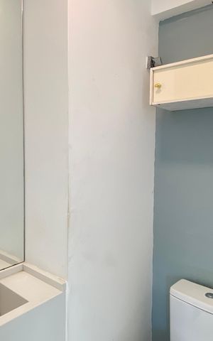 Apartamento à venda com 150m², 3 quartos e 4 vagas Apartamento à venda com 150m², 3 quartos e 4 vagasLavabo