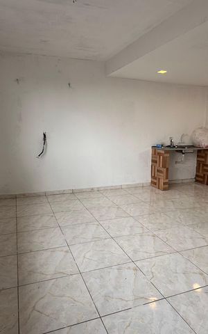 Casa para alugar com 80m², 2 quartos e sem vaga