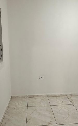 Casa para alugar com 80m², 2 quartos e sem vaga