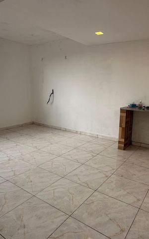 Casa para alugar com 80m², 2 quartos e sem vaga