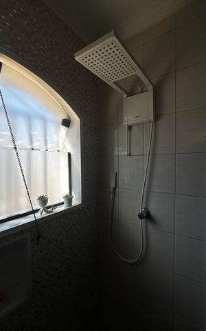 Casa para alugar com 207m², 3 quartos e 5 vagasBanheiro