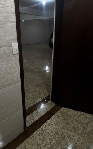 Casa para alugar com 207m², 3 quartos e 5 vagasBanheiro - Garagem