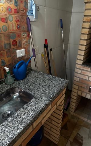 Casa para alugar com 207m², 3 quartos e 5 vagasQuintal - Churrasqueira