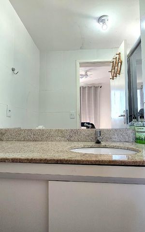 Apartamento à venda com 90m², 3 quartos e 1 vaga Apartamento à venda com 90m², 3 quartos e 1 vagaBanheiro