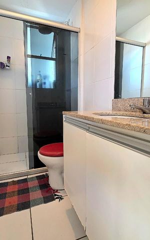 Apartamento à venda com 90m², 3 quartos e 1 vaga Apartamento à venda com 90m², 3 quartos e 1 vagaBanheiro