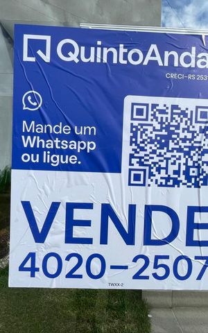 Casa à venda com 89m², 3 quartos e 2 vagasPlaca instalada em 15/08/2026 com o código TWXX-2