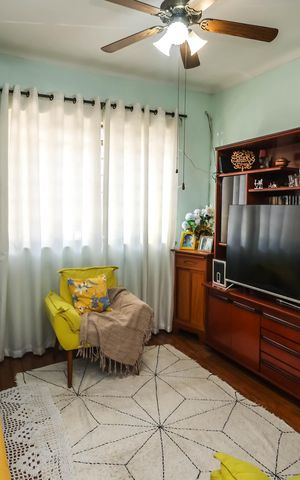 Casa à venda com 80m², 3 quartos e 1 vagaSala