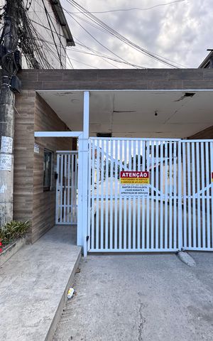 Apartamento à venda com 202m², 4 quartos e 1 vaga Apartamento à venda com 202m², 4 quartos e 1 vagaFachada