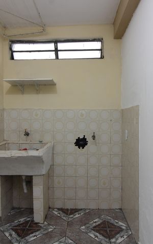 Casa para alugar com 300m², 3 quartos e 1 vagaÁrea de Serviço