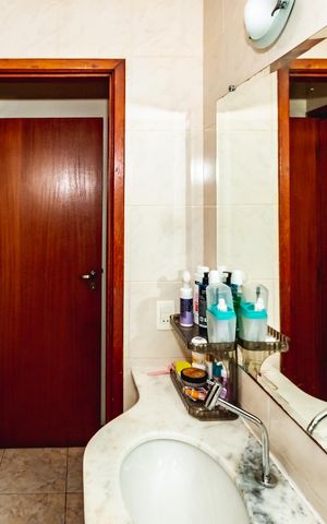 Apartamento à venda com 80m², 3 quartos e 2 vagasBanheiro Social