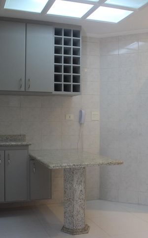 Apartamento para alugar com 115m², 3 quartos e 2 vagasCozinha