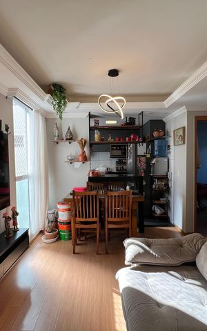 Apartamento à venda com 44m², 2 quartos e 1 vaga Apartamento à venda com 44m², 2 quartos e 1 vagaSala