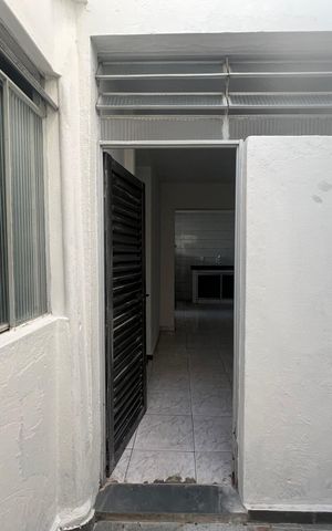 Casa para alugar com 78m², 3 quartos e sem vaga Casa para alugar com 78m², 3 quartos e sem vagaÁrea Corredor