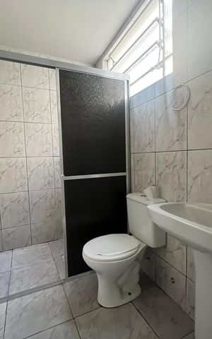 Casa para alugar com 78m², 3 quartos e sem vaga Casa para alugar com 78m², 3 quartos e sem vagaBanheiro