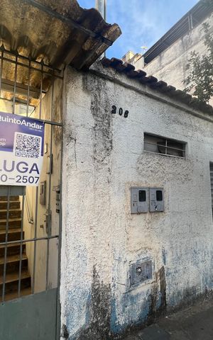 Casa para alugar com 78m², 3 quartos e sem vaga Casa para alugar com 78m², 3 quartos e sem vagaFachada