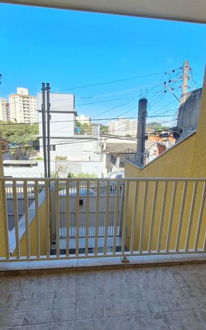 Casa à venda com 160m², 3 quartos e 2 vagasVaranda
