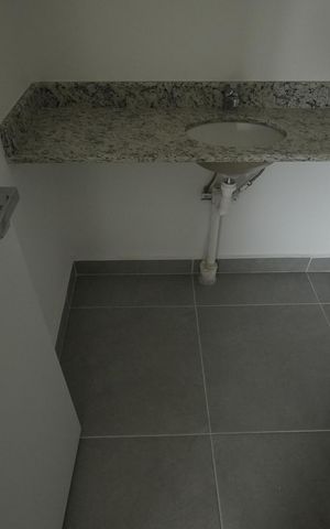 Apartamento à venda com 132m², 3 quartos e 3 vagasBanheiro Social