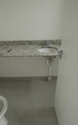 Apartamento à venda com 132m², 3 quartos e 3 vagasBanheiro da Suíte 2