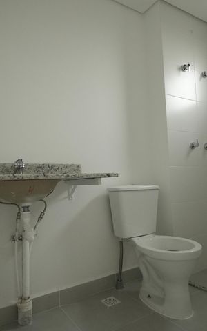 Apartamento à venda com 132m², 3 quartos e 3 vagasBanheiro da Suíte 1