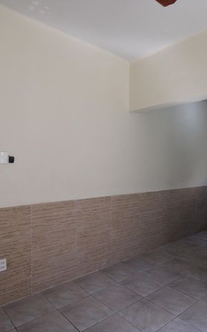 Casa para alugar com 200m², 3 quartos e 3 vagasSuíte