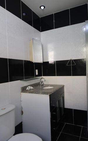 Casa para alugar com 200m², 3 quartos e 3 vagasBanheiro da suíte