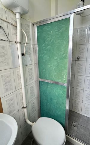 Casa de condomínio à venda com 70m², 1 quarto e 1 vagaBanheiro